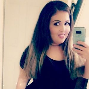 Meet your Posher, Yesenia